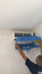 limpeza de ar condicionado na Vila Matilde realizada pela Top Line